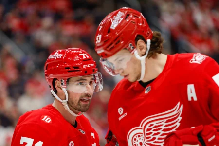 Moritz Seider reacts after Red Wings' social media post proves they're done with Dylan Larkin