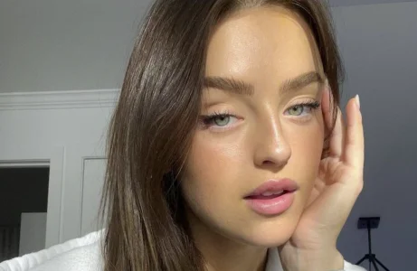 En larmes, Alicia Moffet confirme une nouvelle