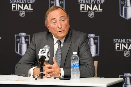 A worrying new study puts Gary Bettman back in the spotlight