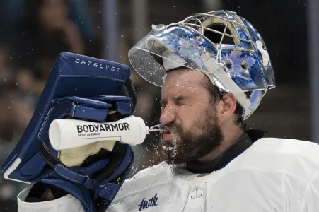 Maple Leafs must add a fifth goalie despite already hitting the NHL's 50-contract limit