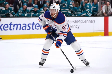 Connor McDavid reveals what he wants from Mike Babcock
