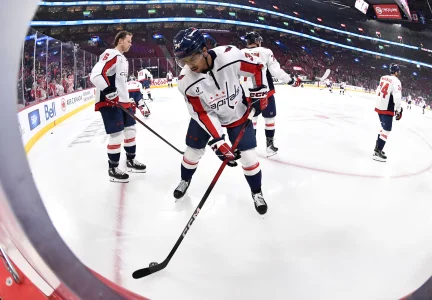 Un coup de circuit de Kent Hughes et du Canadien en attaque est confirmé par les Capitals de Washington