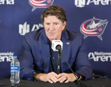 Mike Babcock issues a lengthy and direct response to Mark Messier