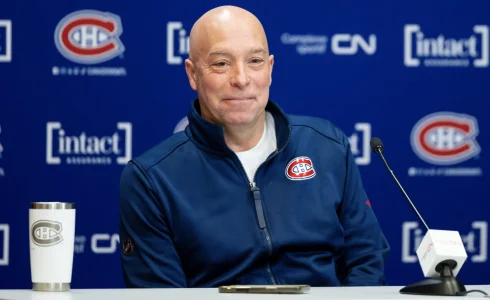 Kent Hughes s'&eacute;chappe et donne un gros indice sur sa d&eacute;cision finale concernant Florian Xhekaj