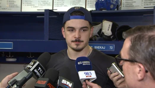 Arber Xhekaj a mis le Canadien dans le trouble : un geste pos&eacute; ne passe pas et la LNH s&eacute;vit
