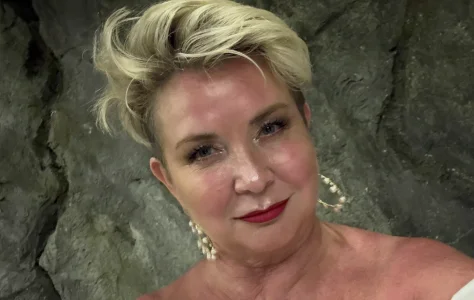 Nathalie Simard vit une &eacute;preuve difficile dans sa vie