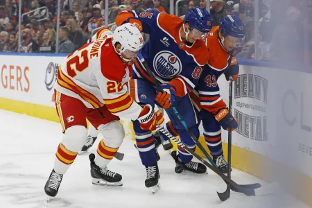 Oilers expected to bench stunning player as insider Bob Stauffer hints at another change