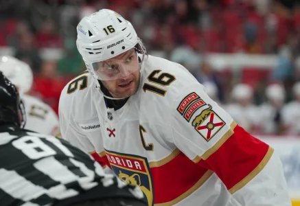 Elliotte Friedman provides crucial update on Aleksander Barkov injury