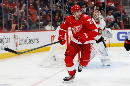 Red Wings give major Dylan Larkin clue ahead of Senators matchup