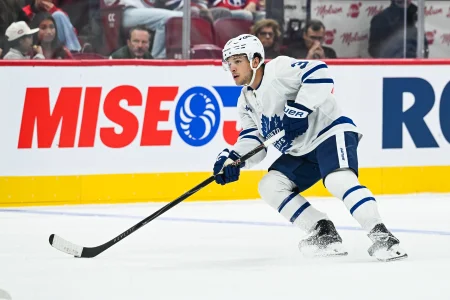 Maple Leafs defenseman makes Toronto debut as Jim Hiller announces lineup change