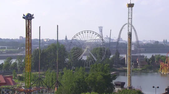 La Ronde La Ronde