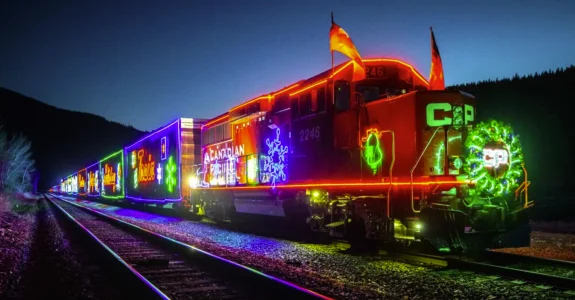Le fameux train de Noël est de retour au Québec et l'horaire est dévoilé Le fameux train de Noël est de retour au Québec et l'horaire est dévoilé