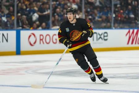 Maple Leafs & Canucks complete blockbuster deal for 6-foot-2 center