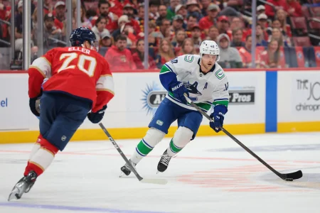 Canucks slapped with harsh reality amid Elias Pettersson trade talks