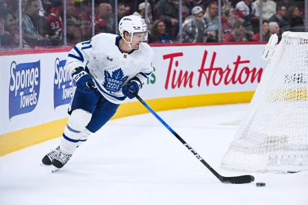 Maple Leafs unexpectedly add center to their roster