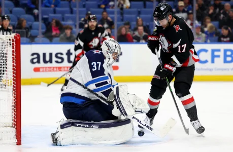 Jets get five assets in new Connor Hellebuyck trade proposal, but one piece is missing