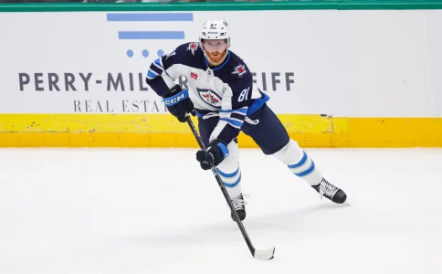 Kyle Connor takes massive shot at Connor Hellebuyck following trade