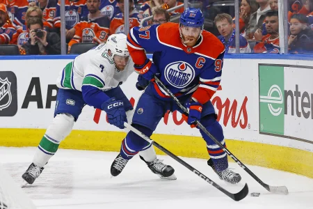 Two NHL defensemen suddenly up for grabs after Blue Jackets and Senators roster moves