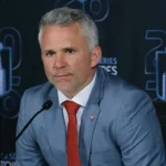 Kirby Dach critiqué : Martin St-Louis sort du silence et envoie un message clair