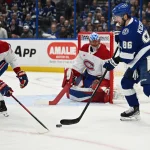 31 mars 2026�; Tampa, Floride, �tats-Unis�; l#8217;ailier droit du Lightning de Tampa Bay, Nikita Kucherov (86), tente de d�border le d�fenseur des Canadiens de Montr�al, Kaiden Guhle (21), en premi�re p�riode � la Benchmark International Arena.
