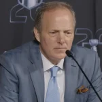 Jon Cooper en avait long à dire sur le Canadien et le travail des arbitres après l