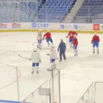 Surprise chez le Canadien: Martin St-Louis retire cinq joueurs de sa formation pour le match numéro deux