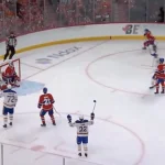 Le gardien du Canadien de Montr�al, Jakub Dobes, qui vient de se faire compter un but chanceux par Tage Thompson, des Sabres de Buffalo, en direct du Centre Bell lors du match num�ro quatre.