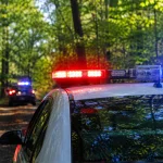 Découverte macabre dans un boisé au Québec, enquête en cours