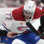 Kent Hughes aurait tranché et le sort de Kirby Dach avec le Canadien serait maintenant connu 29 mai 2026 ; Raleigh, Caroline du Nord, États-Unis ; Kirby Dach (77), centre des Canadiens de Montréal, se prépare pour une mise en jeu face à Mark Jankowski (77), ailier gauche des Hurricanes de la Caroline, lors du cinquième match de la finale de la Conférence Est des séries éliminatoires de la Coupe Stanley 2026, au cours de la deuxième période au Lenovo Center.