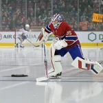 18 novembre 2024; Montréal (Québec), Canada; Le gardien des Canadiens de Montréal, Sam Montembeault (35), patine durant l'échauffement avant le match contre les Oilers d'Edmonton au Centre Bell.