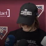 Marie-Philip Poulin, en conférence de presse avec la Victoire de Montréal.