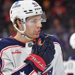 11 avril 2023 ; Philadelphie, Pennsylvanie, États-Unis ; Hunter McKown (41), centre des Blue Jackets de Columbus, face aux Flyers de Philadelphie au Wells Fargo Center.