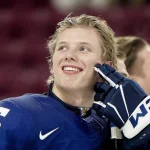 Aatos Koivu, avec l'équipe de Finlande, au championnat du monde de hockey sur glace.