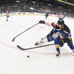 11 avril 2023 ; Philadelphie, Pennsylvanie, États-Unis ; Hunter McKown (41), centre des Blue Jackets de Columbus, face aux Flyers de Philadelphie au Wells Fargo Center.