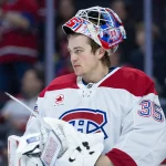 17 janvier 2026; Ottawa (Ontario, Canada); Le gardien des Canadiens de Montréal, Samuel Montembeault (35), observe la glace pendant une pause de la première période contre les Sénateurs d'Ottawa au Centre Canadian Tire.