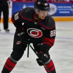 Canadiens organization signs former Hurricanes forward Robert Orr