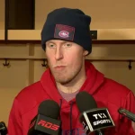L'attaquant du Canadien de Montréal, Patrik Laine, en conférence de presse devant les médias.
