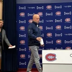 Le directeur général du Canadien de Montréal, Kent Hughes, en conférence de presse devant les médias.