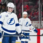 21 janvier 2025 ; Montréal, Québec, Canada ; Conor Geekie (14), centre du Lightning de Tampa Bay, à l'échauffement avant un match contre les Canadiens de Montréal au Centre Bell.