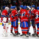 19 novembre 2022; Montréal, Québec, Canada; Les joueurs des Canadiens de Montréal célèbrent leur victoire contre les Flyers de Philadelphie durant la deuxième période au Centre Bell.