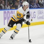 One major domino could decide whether Erik Karlsson lands with the Maple Leafs Nov 3, 2025; Toronto, Ontario, CAN; Pittsburgh Penguins defenseman Erik Karlsson (65) carries the puck against the Toronto Maple Leafs during the third period at Scotiabank Arena. Mandatory Credit: John E. Sokolowski-Imagn Images