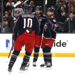 17 novembre 2025 ; Columbus, Ohio, États-Unis ; Adam Fantilli (19), centre des Blue Jackets de Columbus, célèbre son but contre les Canadiens de Montréal lors de la deuxième période à la Nationwide Arena.
