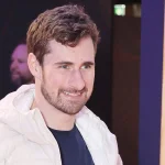 « Dylan Larkin serait au tournoi de golf du Canadien de Montréal aujourd'hui » : Renaud Lavoie lâche un scoop sur le joueur des Red Wings de Detroit.