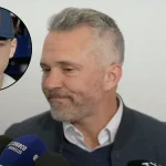 L'entraîneur-chef du Canadien de Montréal, Martin St-Louis, en conférence de presse devant les médias.