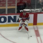 Samuel Montembeault, avant le match du Canadien de Montréal et lors de l'échauffement, au Centre Bell.