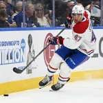 29 septembre 2026 ; Toronto, Ontario, Canada ; le défenseur des Canadiens de Montréal Jayden Struble (47) poursuit la rondelle face aux Maple Leafs de Toronto lors de la deuxième période au Scotiabank Arena.
