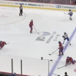 Séquence du match entre le Canadien de Montréal et les Sabres de Buffalo, impliquant Zach Benson et Josh Anderson.