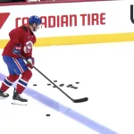 Le défenseur du Canadien de Montréal, Mike Matheson, sur la patinoire au Centre Bell.