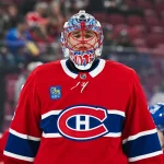 20 octobre 2026 ; Montréal, Québec, CAN ; le gardien des Canadiens de Montréal, Jakub Dobes (75), observe la situation durant l'échauffement avant le match contre les Sharks de San Jose au Centre Bell.