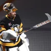 Stuart Skinner under scrutiny before Penguins playoff game one after crucial decision by Dan Muse